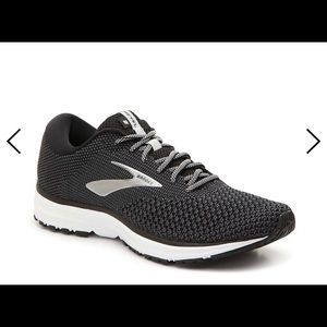Brooks Tennis Shoes
